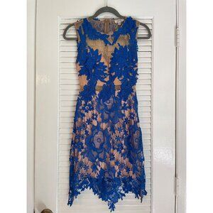 A.Peach Boutique Blue Lace Dress